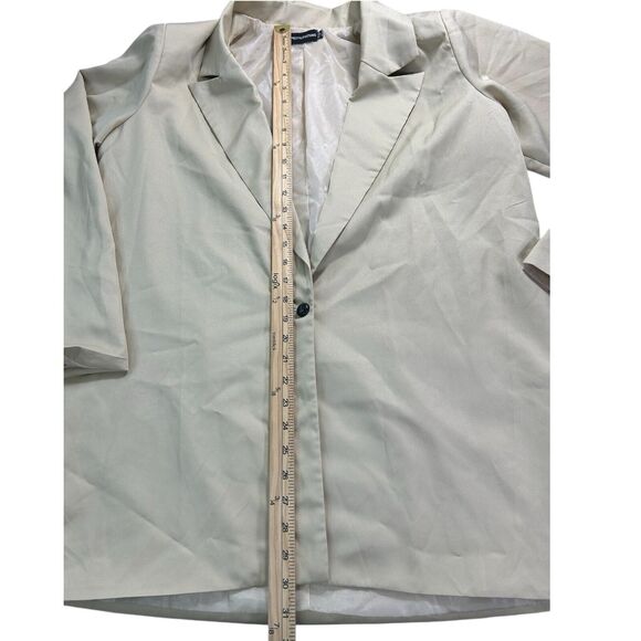Pretty Little Thing Tan Oversized Drapey Button Detail Blazer Shoulder Pad Sz 6 - Picture 6 of 10